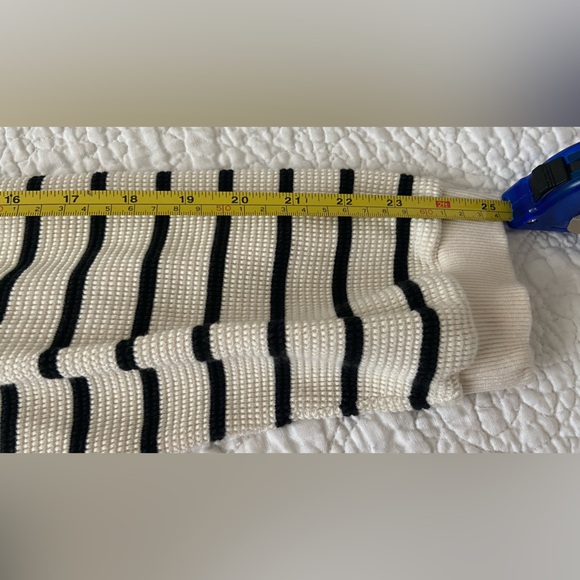 Sanna NY/the able long sleeve top - Picture 9 of 11